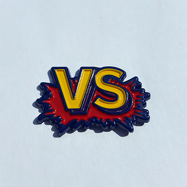 Street Fighter II "VS" Enamel Pin
